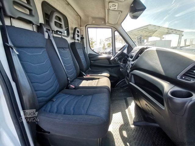 Dodávka s vysokou střechou IVECO Daily 35S16 MITTLE/ MA