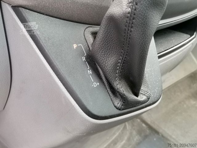 Autobus MERCEDES-BENZ 515/AT  BESICHTIGUNGSBUS/ 23 SITZE/ 80420KM!