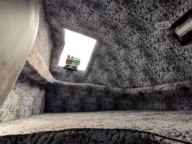 Furgone chiuso FORD Transit 2.2TDCI/92KW KOFFER 8 PAL/ LUFT/ZWILLING