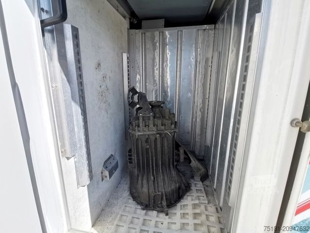 Chladírenská dodávka IVECO Daily 35S10 EUTEKTISCHE KÜHLUNG/ OHNE MOTOR!