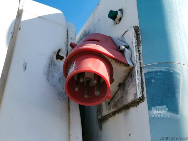 Chladírenská dodávka IVECO Daily 35S10 EUTEKTISCHE KÜHLUNG/ OHNE MOTOR!