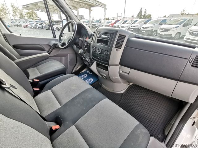 Furgon z wysokim dachem VOLKSWAGEN Crafter 2.0TDI/100KW MITTLE/ KLIMA/ 1.BESITZER