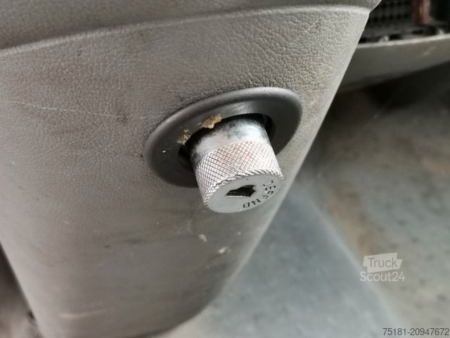 Popelářský vůz VOLKSWAGEN T5 Transporter 2.0TDI KOMUNNAL/MÜLLWAGEN