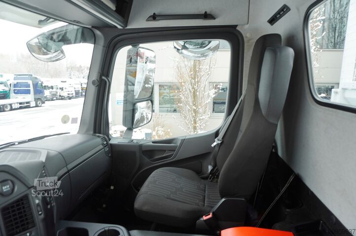 Platforma ar celtni Mercedes-Benz Arocs 2633 flatbed truck / Crane FASSI