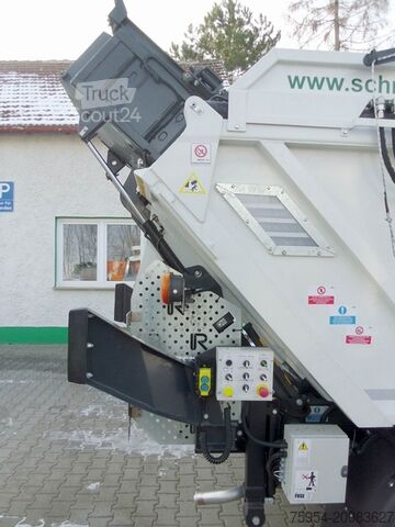 Camion à ordures Fuso Canter 7C15 AMT 4x2 / Nanos 7