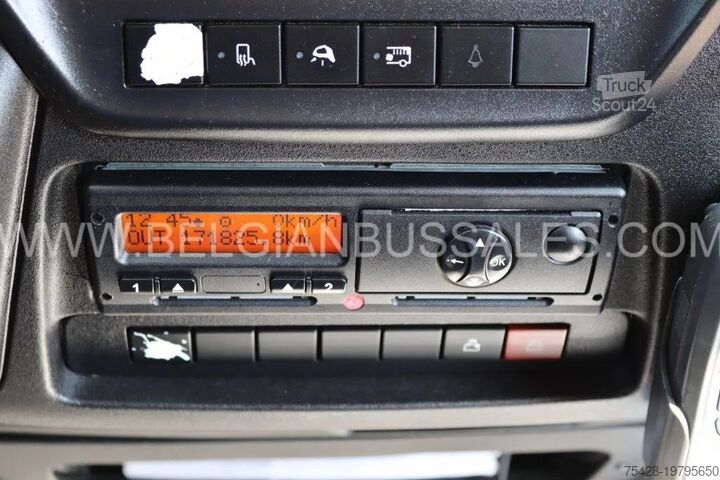 Minibus Iveco Daily / A60 C17 / 7.5m / Airco / Euro 6