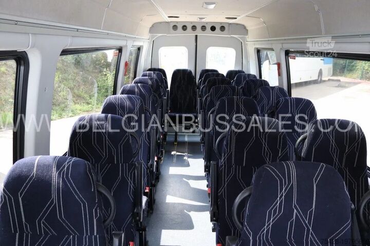 Minibus Iveco Daily / A60 C17 / 7.5m / Airco / Euro 6