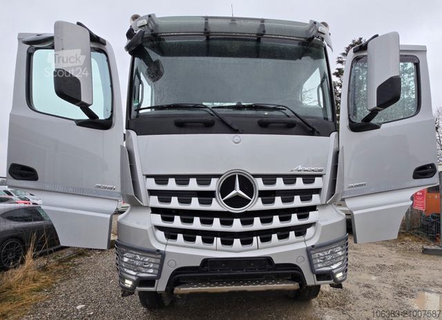 Driezijdige kipper MERCEDES-BENZ Arocs 3351 6x6 Kipper Bordmatic Muldenkipper