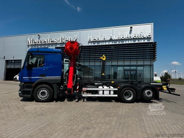 Hákový nosič kontejnerů MERCEDES-BENZ Actos2543Schrotmettal KranEpsilon abroll Meiller