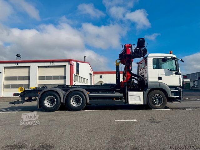 Camion benne à bras amovible MAN MAN  TGS 28.460 Epsilon  Kran Q170/96neue Cont.
