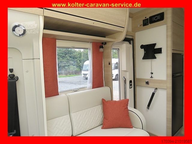 Semi-integrated camper RAPIDO Serie 6F 696F