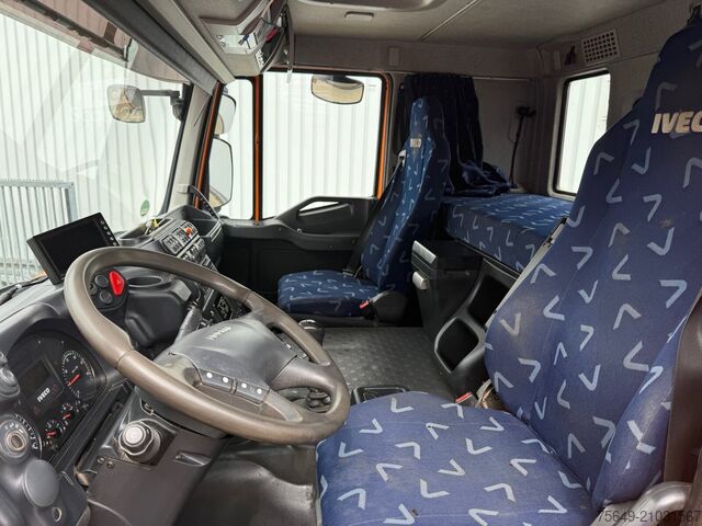 Camion benne à bras amovible Iveco-Magirus Trakker AT190T33W/P 4x4 Trakker AT190T33W/P 4x4, Winterdienstausstattung