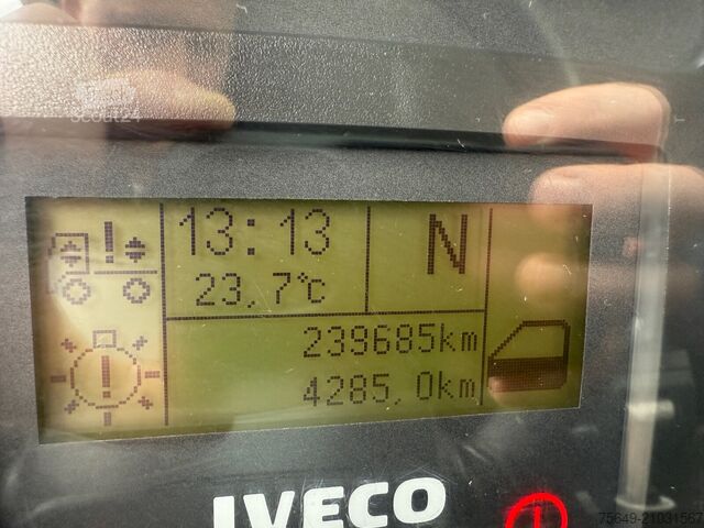 Camion benne à bras amovible Iveco-Magirus Trakker AT190T33W/P 4x4 Trakker AT190T33W/P 4x4, Winterdienstausstattung