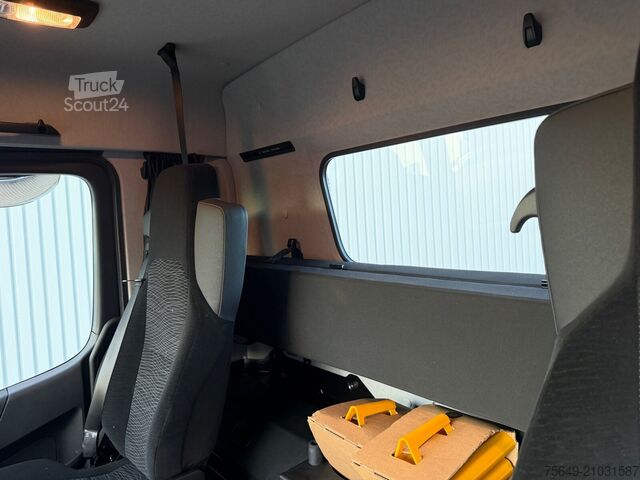 Lastbilchassi Mercedes-Benz Arocs 3253 L 8x4/4 Arocs 3253 L 8x4/4, MultimediaCockpit, Navi, Motorabtrieb