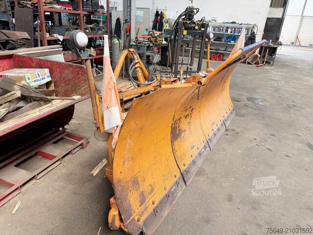 Speciale doeleinden vrachtwagen Schmidt MF 3.3 Schneepflug MF 3.3 Schneepflug