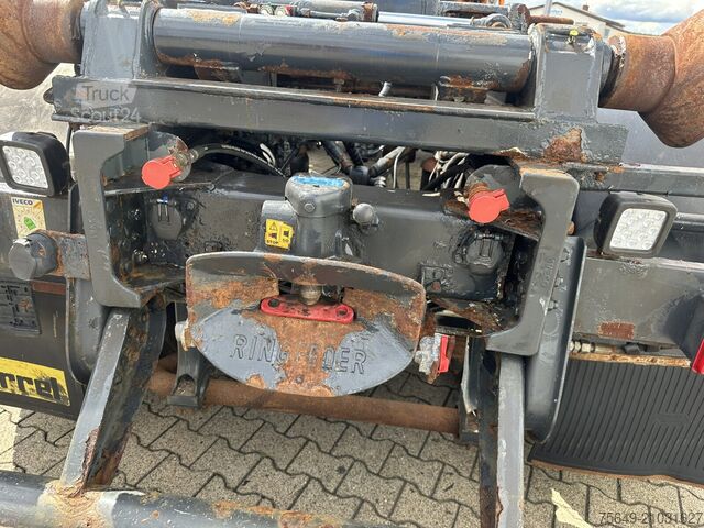 Lastbilchassi Iveco-Magirus Trakker AD190T33WP 4x4 Trakker AD190T33WP 4x4, Winterdienstausstattung