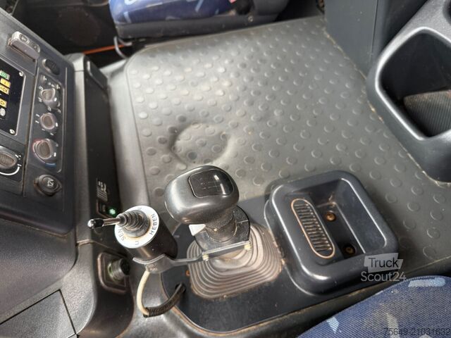 Lastbilchassi Iveco-Magirus Trakker AT190T33W/P 4x4 Trakker AT190T33W/P 4x4, Winterdienstausstattung