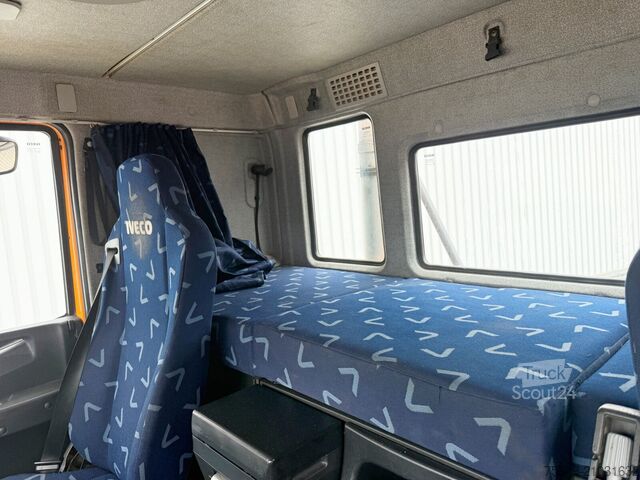 Lastbilchassi Iveco-Magirus Trakker AT190T33W/P 4x4 Trakker AT190T33W/P 4x4, Winterdienstausstattung