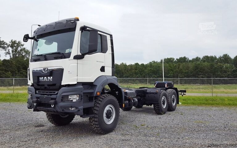 Lastbilchassi MAN TGS 33.440 6x6 BB CH TGS 33.440 6x6 BB CH, Euro2, Einzelbereifung