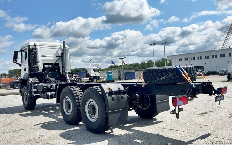 Lastbilchassi MAN TGS 33.440 6x6 BB CH TGS 33.440 6x6 BB CH, Euro2, Einzelbereifung