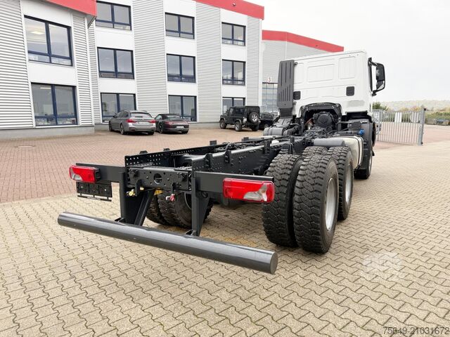 Lastbilchassi Iveco-Magirus T-Way 360 6x6 T-Way 360 6x6, Nebenantrieb, 3x VORHANDEN!