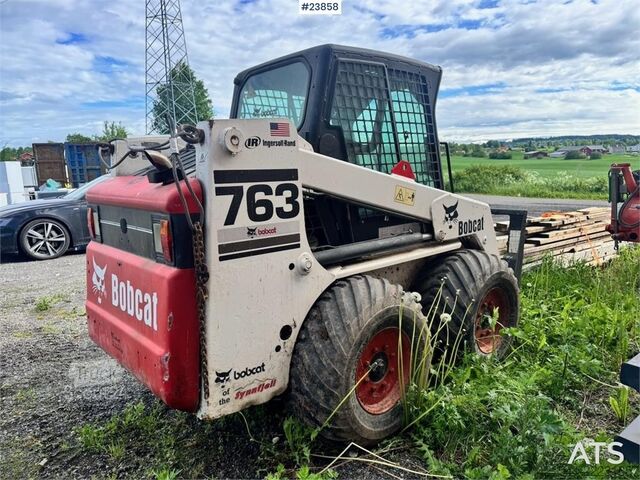 Погрузчик Bobcat 763 Skid-Steer Loader with Bucket, Grapple and Pal