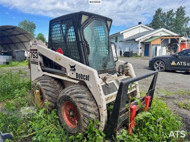 Погрузчик Bobcat 763 Skid-Steer Loader with Bucket, Grapple and Pal