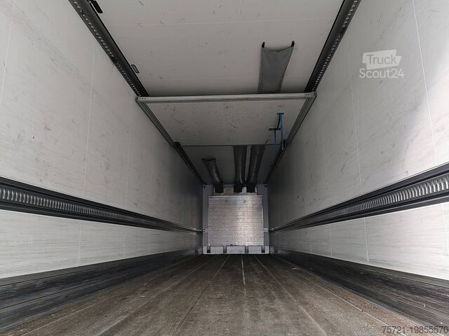 Transporte refrigerado/congelado SCHMITZ SKO 24
