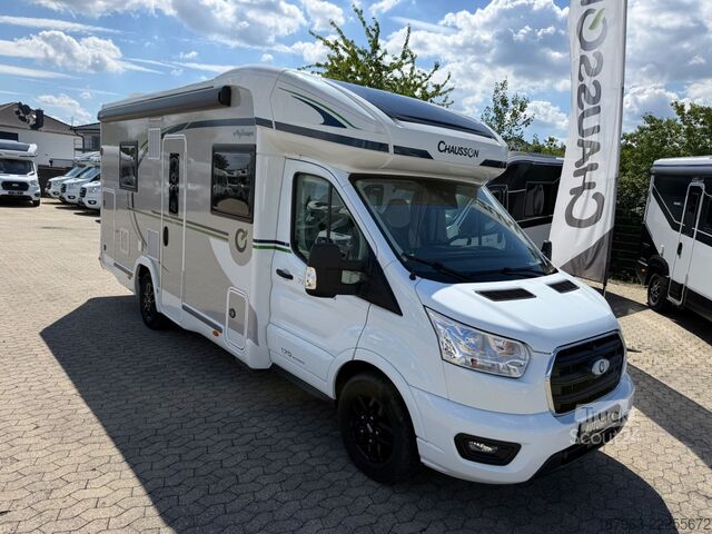 Halvintegrerad husbil CHAUSSON 720 Titanium Ultimate