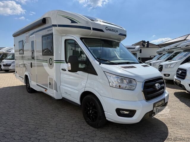 Halvintegrerad husbil CHAUSSON 720 Titanium Ultimate