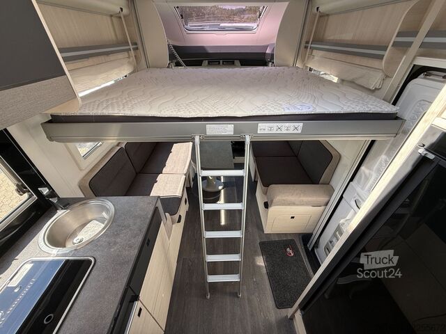 Halvintegrerad husbil CHAUSSON 720 Titanium Ultimate