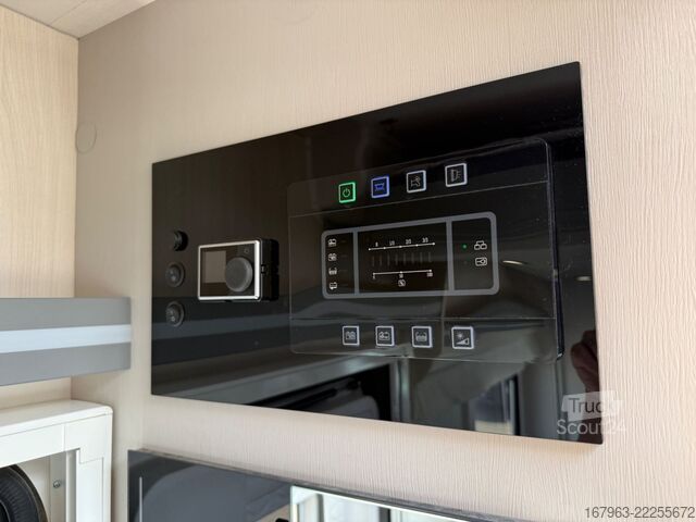Halvintegrerad husbil CHAUSSON 720 Titanium Ultimate