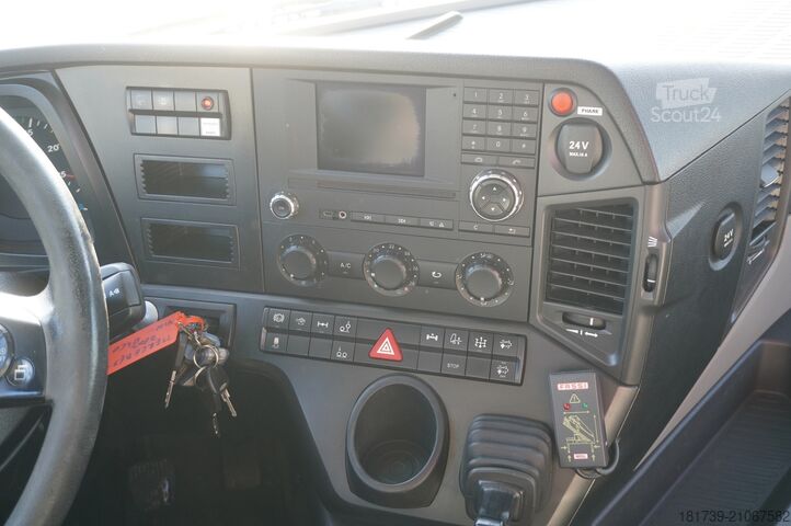 Vinçli platform Mercedes-Benz Antos 2540 / Flatbed 15 EPAL/ Fassi F165