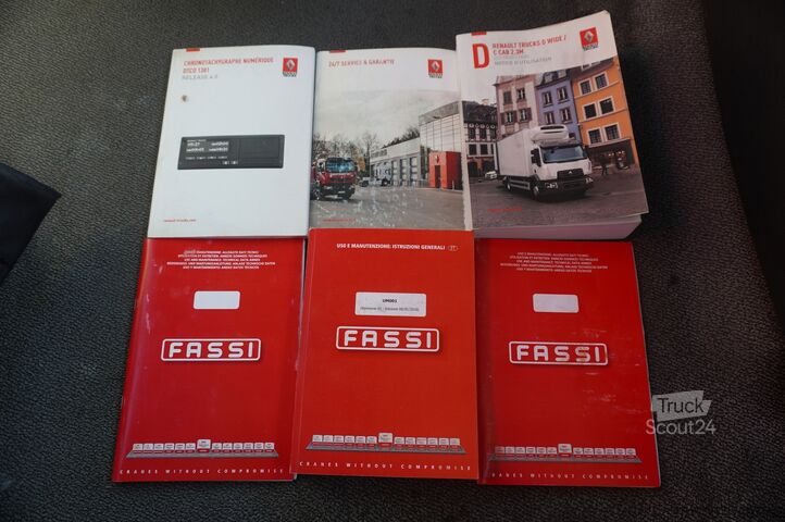 Vinçli platform Renault C280 DTI 8 / HDS Fassi F135A.22 / remote