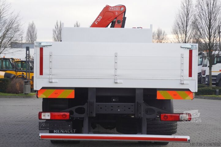 Flatbed with crane Renault C320 P4x2 E6 / Fassi 5.6 t / Range 8 m /