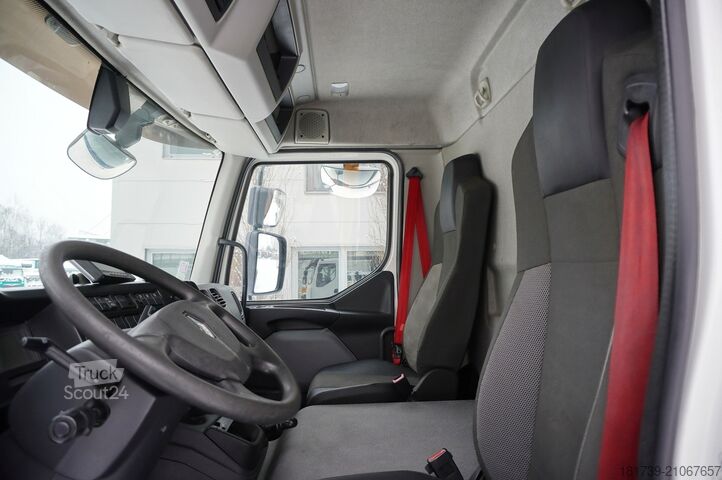 Rama do zabudowy Renault D16 E6 4x2 / Chassis 735 cm