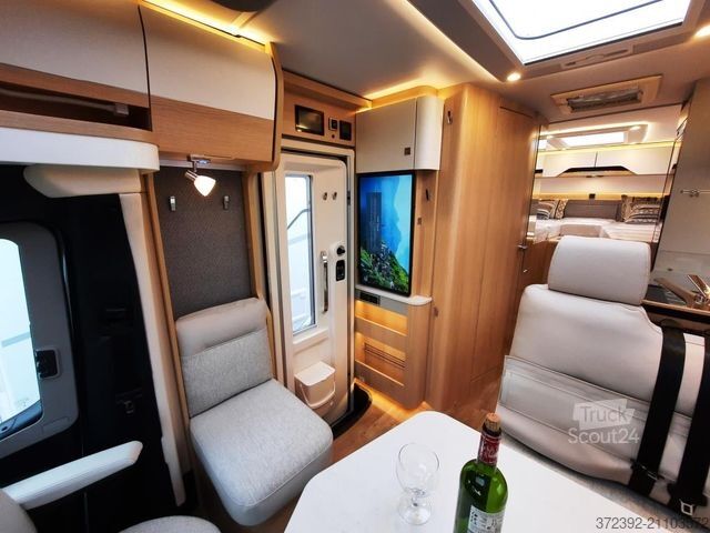 Half-integraal camper HYMER/ERIBA B-Klasse MC T 600 WhiteLine Verfüg./Sparen Sie 1