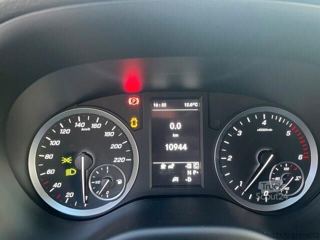 Kleinbus Mercedes-Benz Vito 116 CDI Tourer 2xKlima Kamera LED