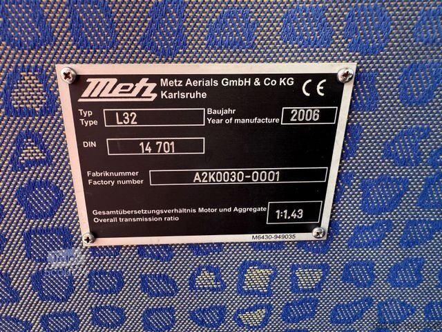 Camion per usi speciali MAN MAN LE 15.280 METZ DLK 23-12 L32 CAN Drehleiter