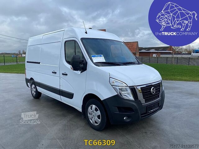 Panel van Nissan Interstar 130.35 L2H2