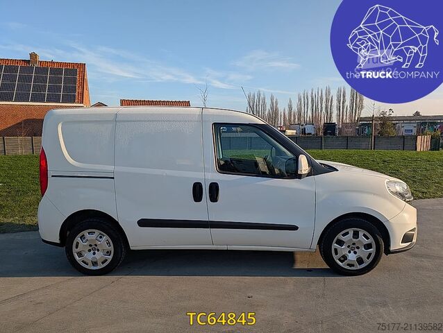 شاحنة بانل Fiat Doblo 1.4i PETROL / CNG