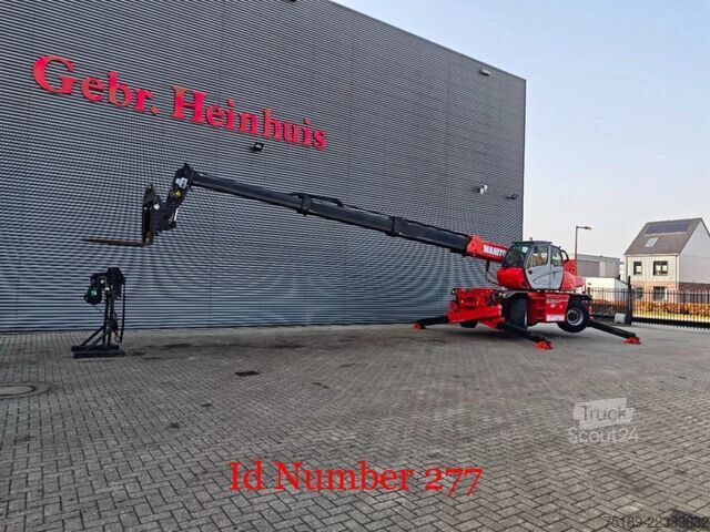 Rotējošs teleskopiskais rokturis Manitou MRT 2150+ Privilege Radio Remote Winch Forks!