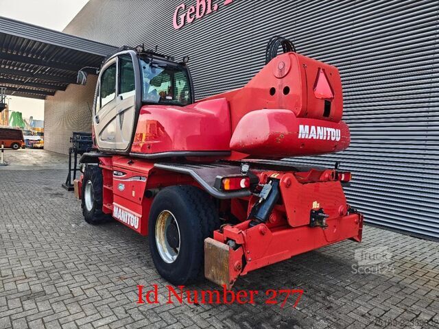 Rotējošs teleskopiskais rokturis Manitou MRT 2150+ Privilege Radio Remote Winch Forks!