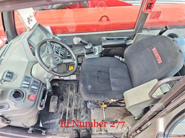 Rotējošs teleskopiskais rokturis Manitou MRT 2150+ Privilege Radio Remote Winch Forks!