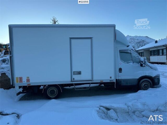Bavul Iveco Daily box truck w/ lift and 2 sets of tires – Will