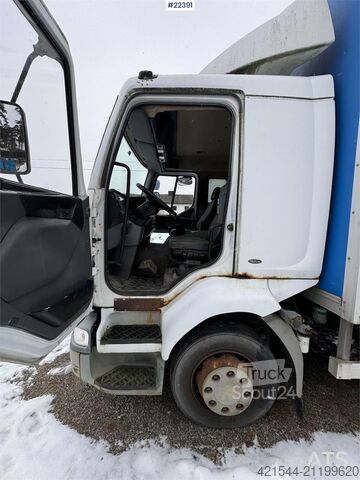 Bavul Renault Midlum 4x2 box truck
