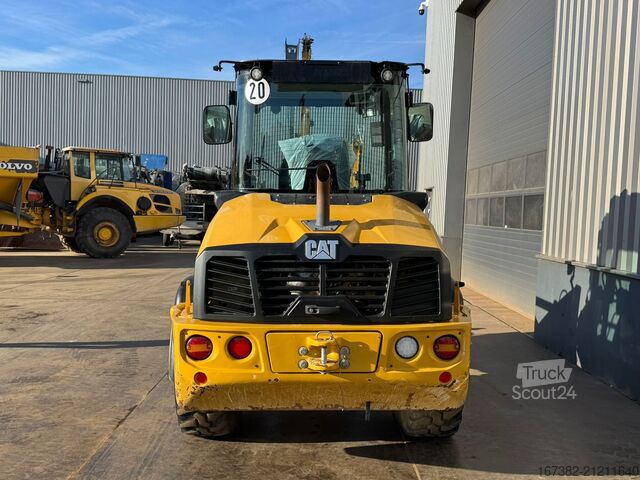 Loader Caterpillar 908