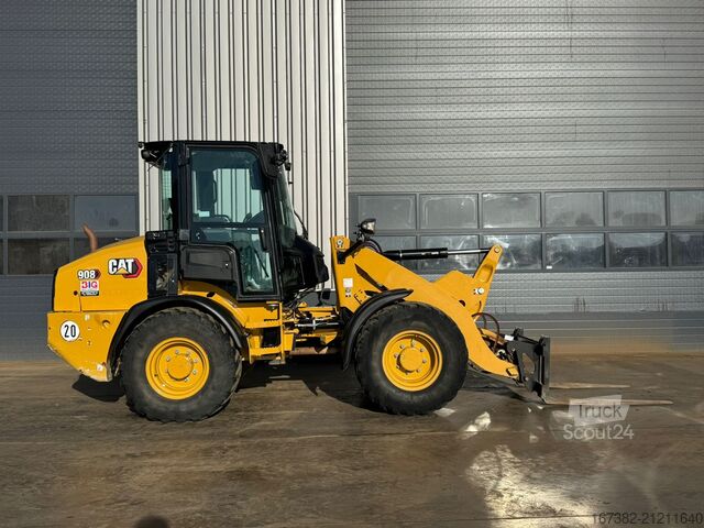 Loader Caterpillar 908
