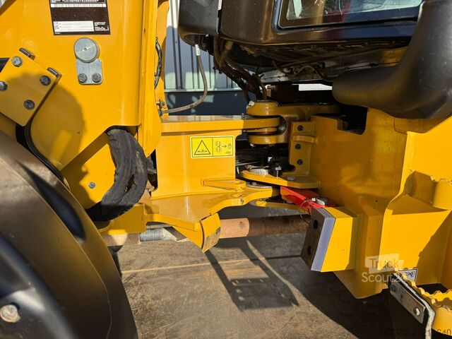 Loader Caterpillar 908