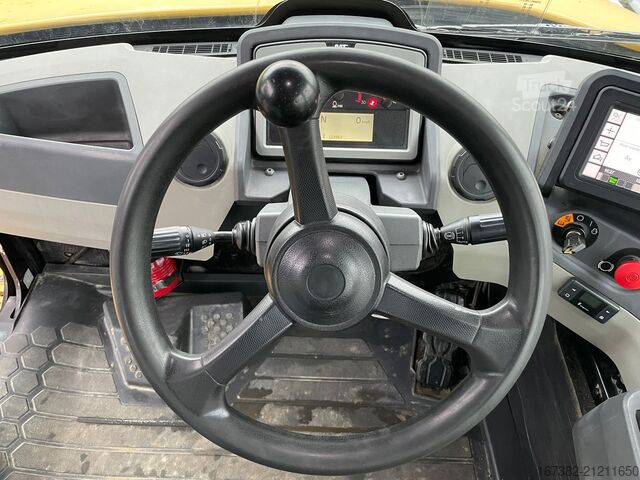 Dump truck Caterpillar 745 04A